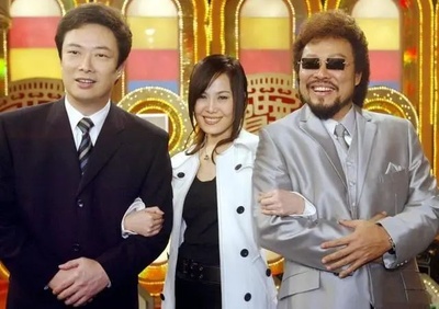 江蕙的写真-江蕙和费玉清张菲两兄...