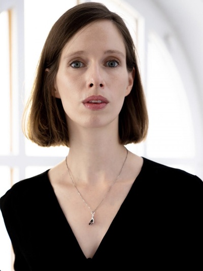 小莉莉·霍瓦特的写真