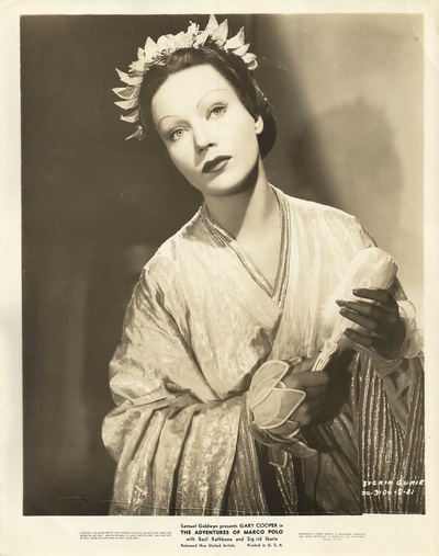 茜瑞·格丽的写真-马可波罗东游记 The A...