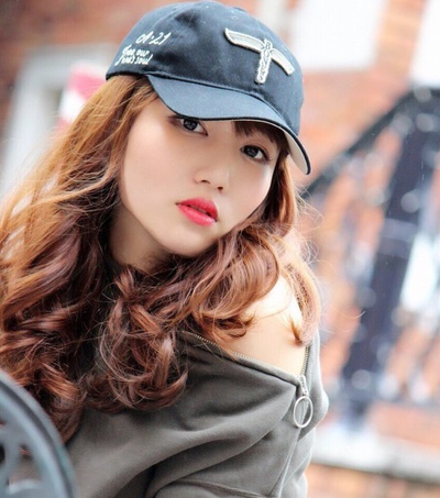 绪方友莉奈的写真