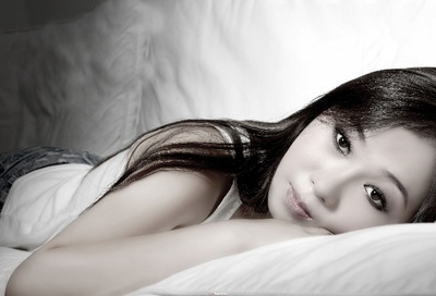 张诗絮的写真-卧姿