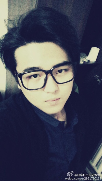 青琳昊的写真-https://weibo.com/292...