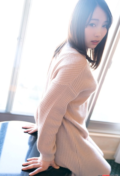 桐谷奈绪的写真