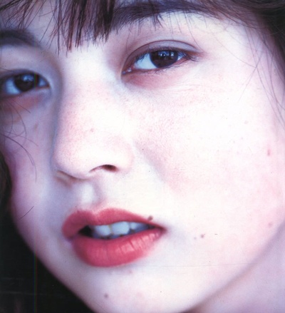 安藤有里的写真