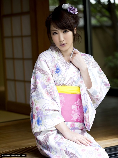 筱田凉花的写真