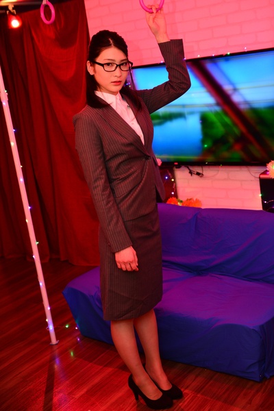 本庄铃的写真-本庄鈴