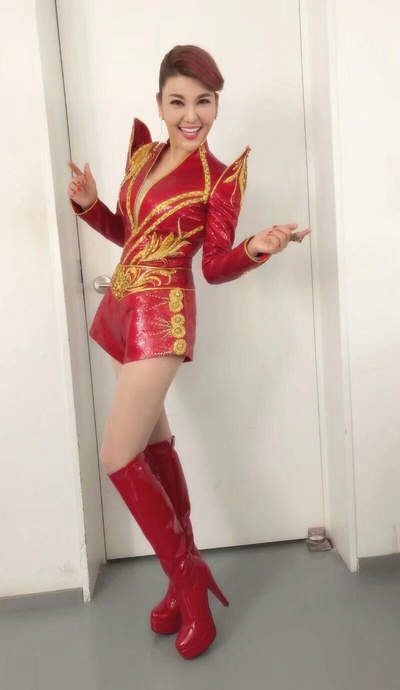 乌兰图雅的写真