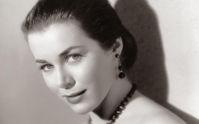 Hans Strelow的写真-1991，《春天》翻拍...