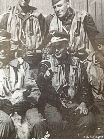 Hans Strelow的写真-在绝作《春天》片场休...