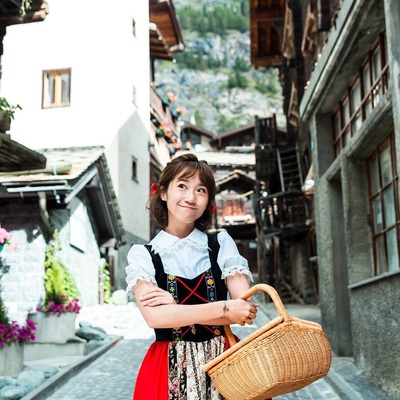 黄路梓茵的写真