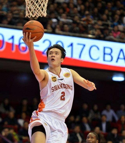 丁彦雨航的写真