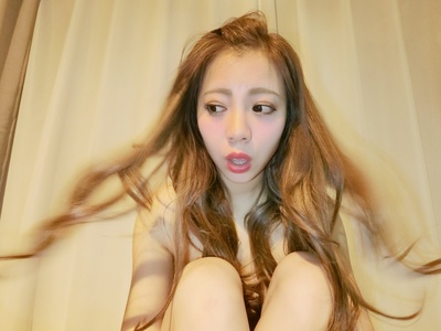 吉泽友贵的写真