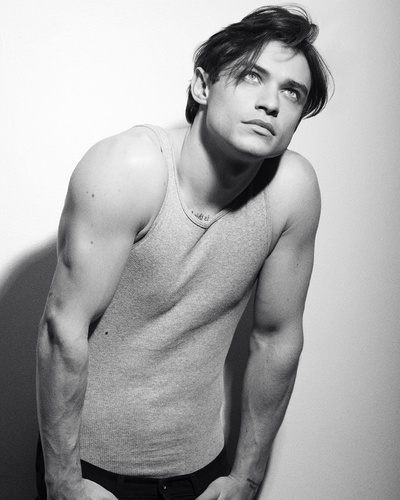 汤马斯·多赫提 的写真