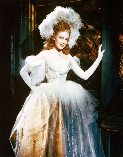 琳达·达内尔的写真