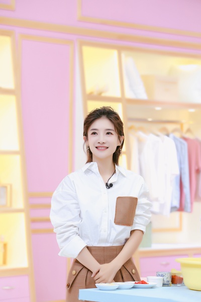 蔡紫的写真-《家屋室的主人》