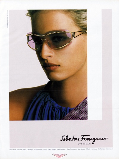 卡罗莱娜·科库娃的写真