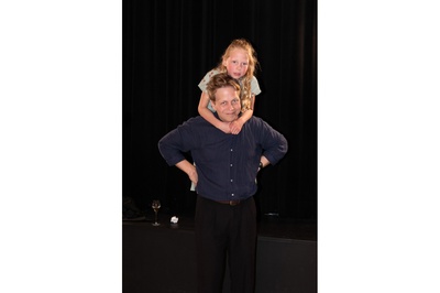 希尼尔·保尔马松的写真