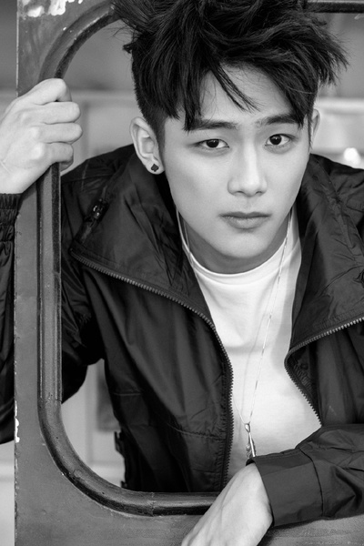 何廖侣匀的写真