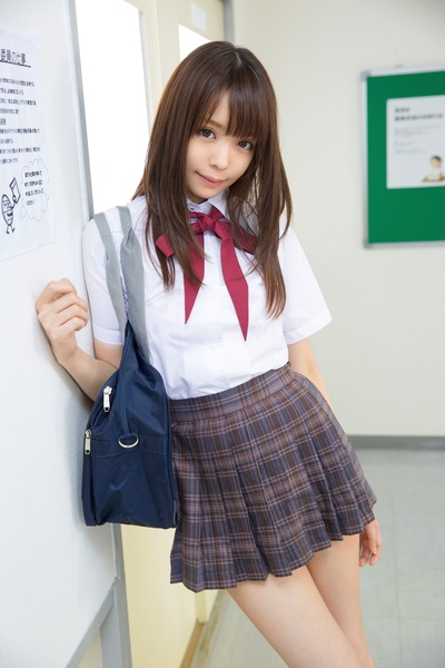 凰香奈芽的写真-凰かなめ