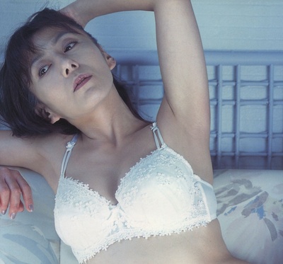 神代弓子的写真