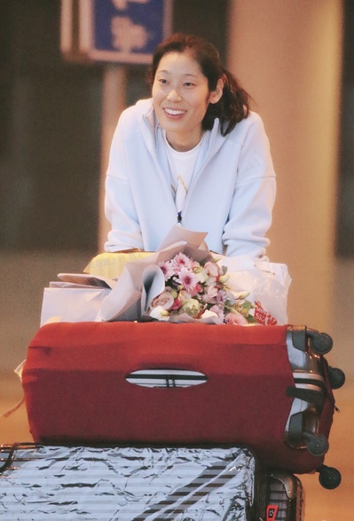 朱婷的写真-2018世锦赛归国，愿...