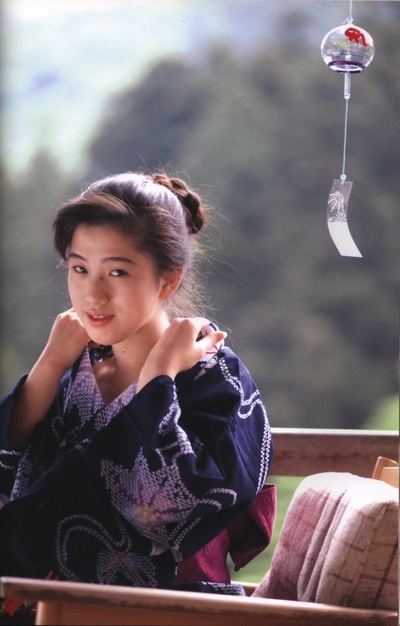 小峰佳世的写真