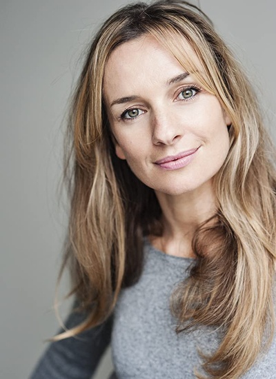 杰玛·鲍威尔的写真