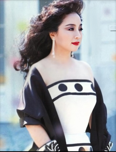 徐小凤的写真-小仙女