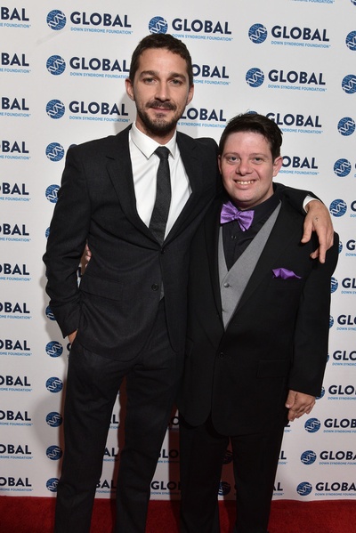 扎克·高察根的写真