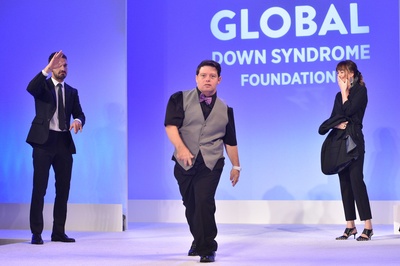 扎克·高察根的写真