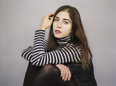 安娜贝尔·艾塔娜斯奥的写真