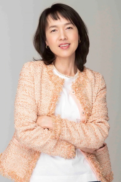 石野阳子的写真