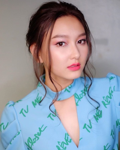 娜露潘格慕·柴辛的写真