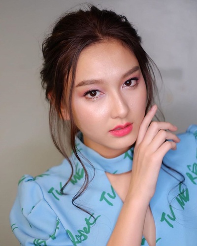 娜露潘格慕·柴辛的写真