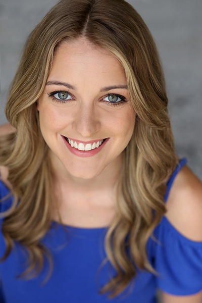 柯特妮·谢尔斯的写真