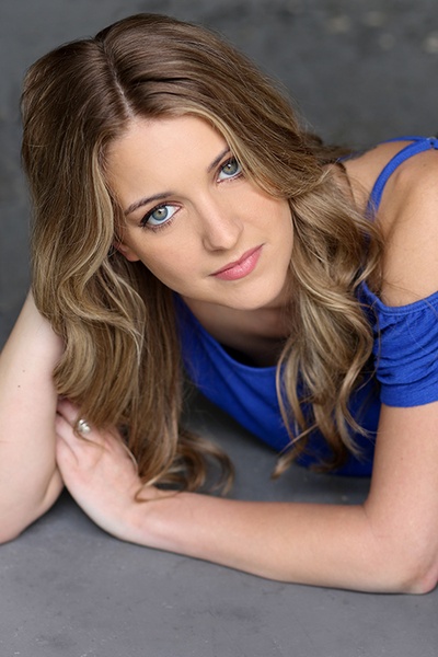 柯特妮·谢尔斯的写真