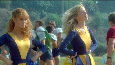 贝茜·拉塞尔的写真