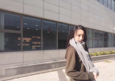 福井诗织的写真-上海戏剧学院附属舞蹈...