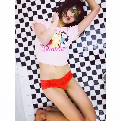 渡边万美的写真