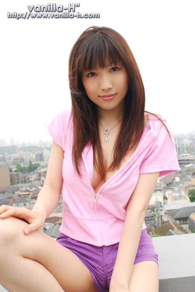 彩月明里的写真