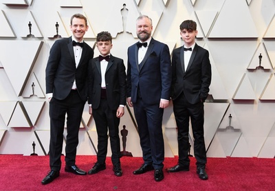 伊利·索兰的写真