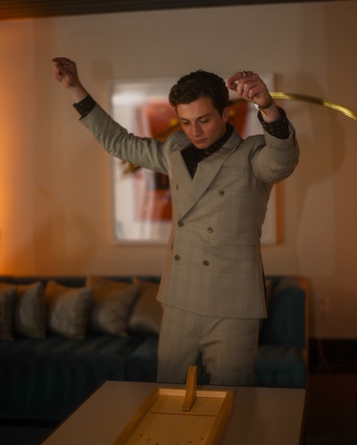 理查德·伊利斯的写真