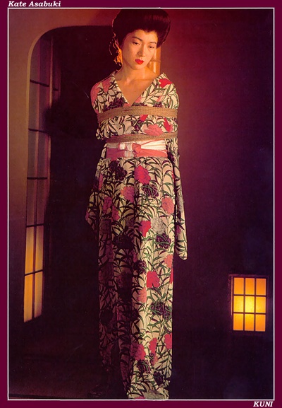 朝吹凯特的写真