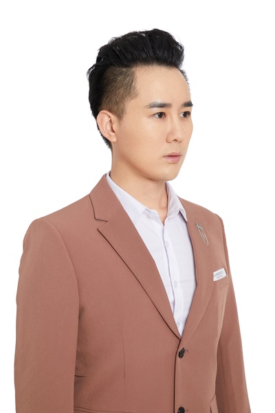 孔雀哥哥的写真-孔雀哥哥模卡