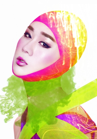 孔雀哥哥的写真-孔雀哥哥民族大片