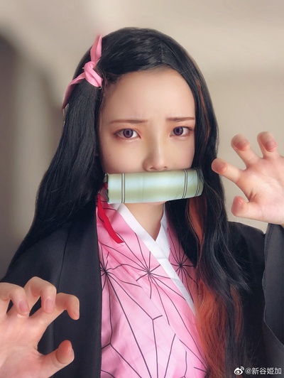 新谷姬加的写真