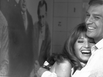 乔治·阿尔贝塔齐的写真