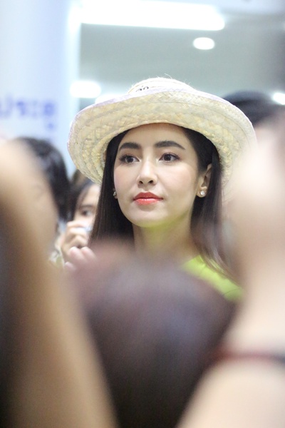 蓝妮·卡彭的写真