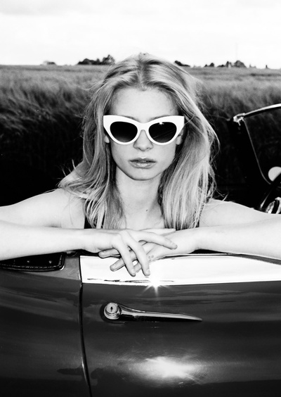 克拉拉·罗萨杰的写真