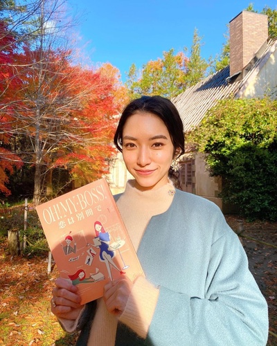 吉田沙世的写真-ins照片